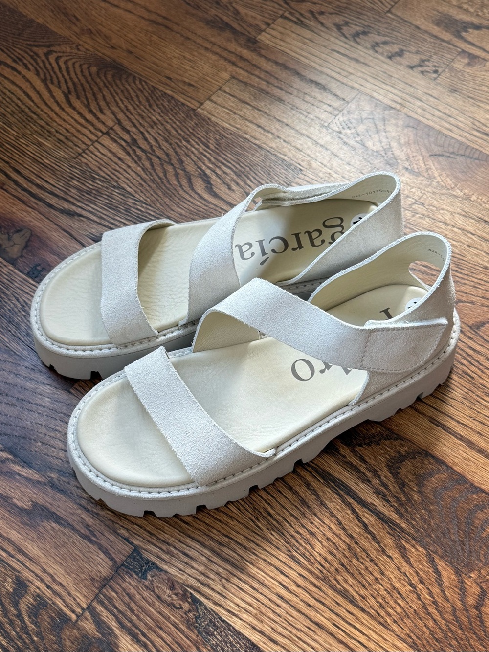 Pedro Garcia Leather Sandal Chunky Sole White Size 10 Euro Summer